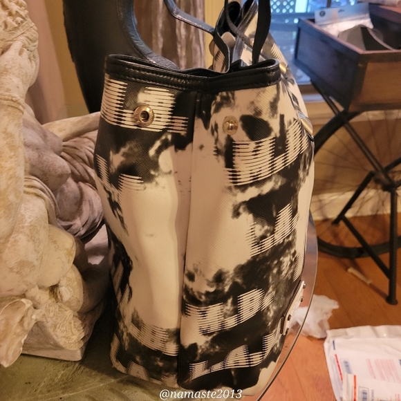 L.A.M.B. by Gwen Stefani Logo Tote Bag Black White Luxury Designer Bag #583 - Picture 6 of 14